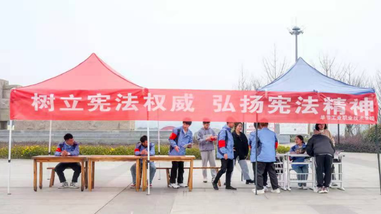 這些優(yōu)秀的育人案例，值得每一位輔導(dǎo)員（班主任）學(xué)習(xí)！