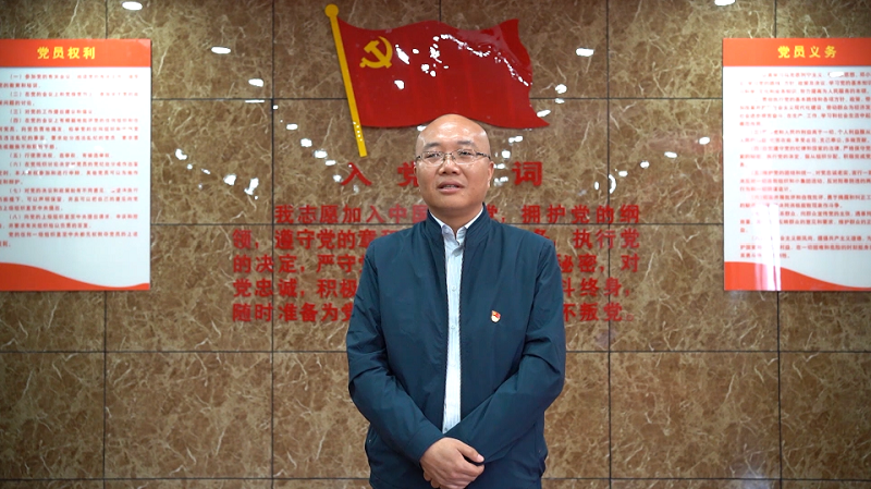 畢節(jié)工業(yè)職業(yè)技術(shù)學(xué)院黨群黨支部開展“亮身份、樹榜樣、踐承諾”主題黨日活動